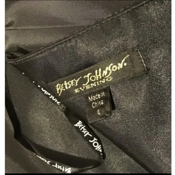 Betsey Johnson Evening Dress Size 4 Black Cocktail Strapless Black Ruffle Back - Picture 15 of 16